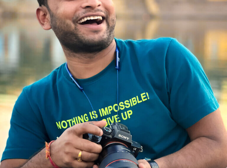 Meet the Young Entrepreneur Who Is Also a Popular PhotographerWell-known photographer and entrepreneur